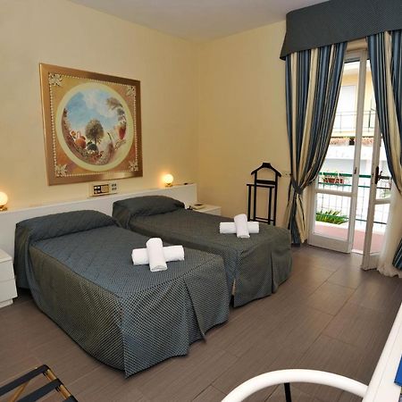 Hotel Posta Dependance Кианчано Терме Екстериор снимка